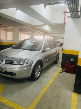 RENAULT MEGANE 1.6 DYNAMIQUE GRAND TOUR 16V FLEX 4P MANUAL RENAULT MEGANE 1.6 DYNAMIQUE GRAND TOUR 16V FLEX 4P MANUAL